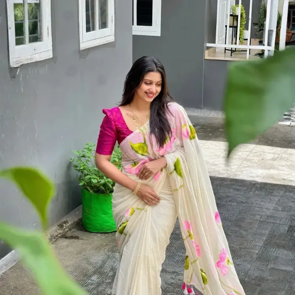  Lotus Hand Printed Mulcotton Saree